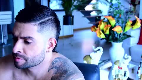 Lukhas f4f online show from March 25, 5:20 pm