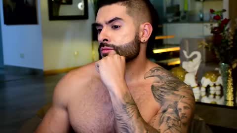 Lukhas f4f online show from March 6, 12:10 am