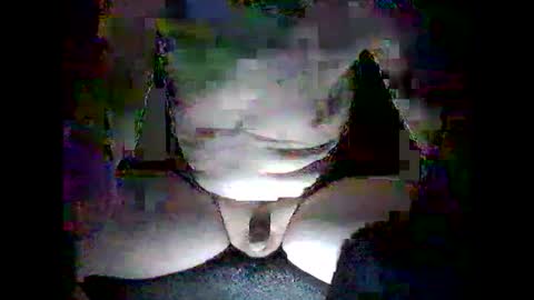 Snapshot of lukusdukus chatting on February 23, 2:14 pm lukusdukus online show from February 23, 2:14 pm