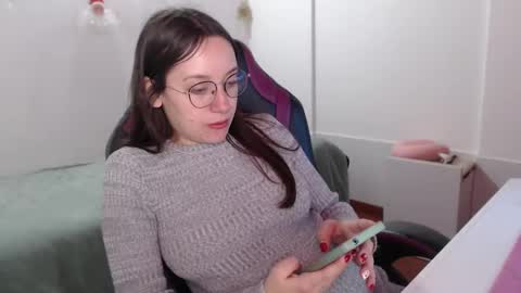 Vicky online show from January 8, 7:03 pm