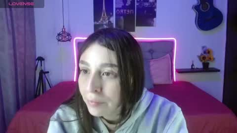 lula_xx online show from June 28, 1:40 pm