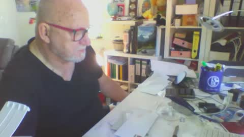 luley58 online show from April 8, 7:44 am