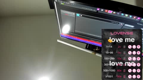 Snapshot of lulu_072 chatting on January 29, 2:51 am lulu online show from January 29, 2:51 am
