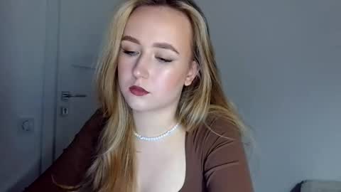 Lulu Baby18 online show from April 11, 6:12 pm