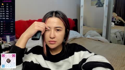 Snapshot of luluu_l chatting on December 15, 6:26 pm luluu_l online show from December 15, 6:26 pm
