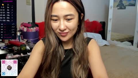 Snapshot of luluu_l chatting on December 20, 3:58 am luluu_l online show from December 20, 3:58 am