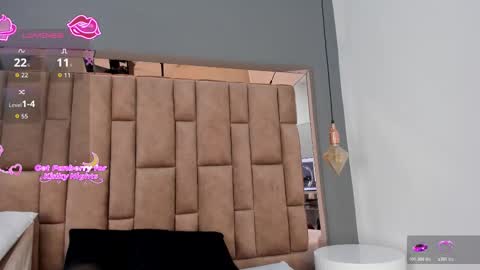 Lulu online show from March 2, 7:20 pm