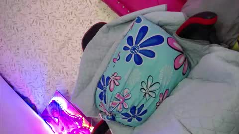 Luly online show from November 15, 5:53 am