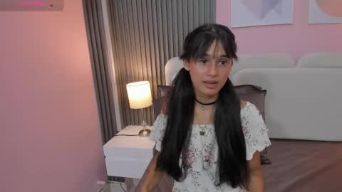 luly_dreams online show from October 25, 4:02 am