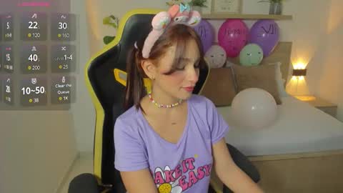 L U M A online show from January 8, 3:45 am