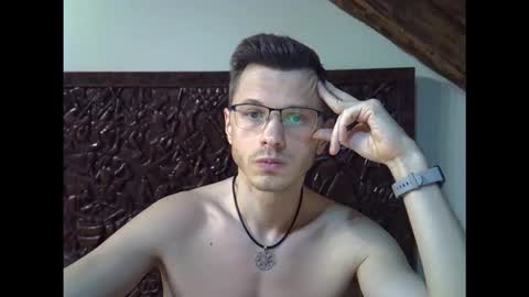 Jack online show from December 3, 10:10 pm