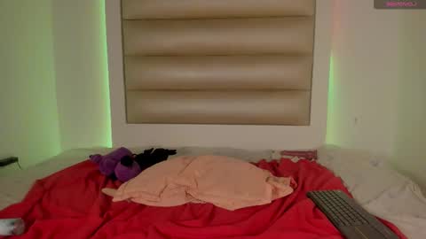 luna online show from October 17, 4:22 pm