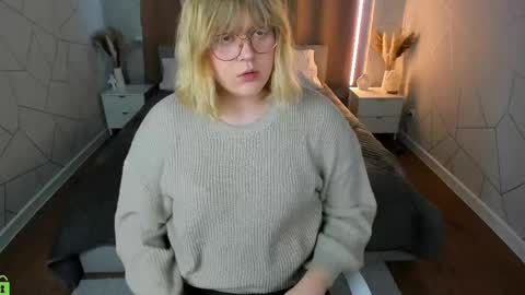 luna online show from April 1, 1:06 am