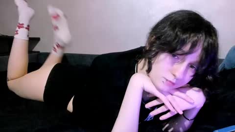 Snapshot of luna_cosmic chatting on February 25, 9:26 pm Luna online show from February 25, 9:26 pm