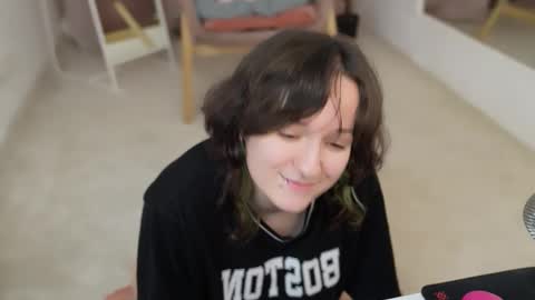 Snapshot of luna_cosmic chatting on December 29, 12:41 am Luna online show from December 29, 12:41 am
