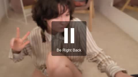 Snapshot of luna_cosmic chatting on December 27, 12:50 am Luna online show from December 27, 12:50 am