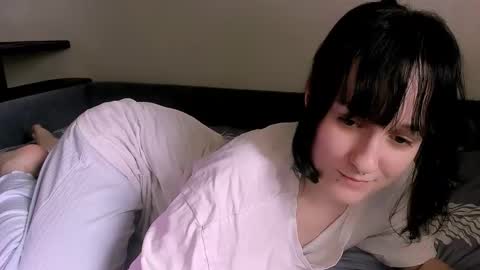 Snapshot of luna_cosmic chatting on September 18, 1:04 pm Luna online show from September 18, 1:04 pm