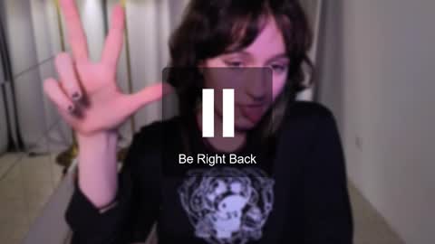 Snapshot of luna_cosmic chatting on December 10, 11:43 am Luna online show from December 10, 11:43 am