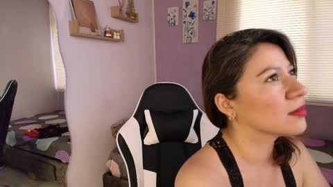 luna_desiree online show from November 26, 10:06 pm