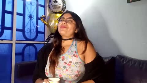 Snapshot of luna_dumont chatting on February 25, 11:10 am luna online show from February 25, 11:10 am