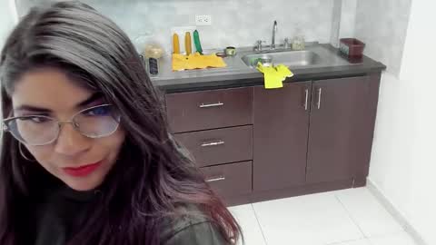 Snapshot of luna_dumont chatting on September 9, 12:49 pm luna online show from September 9, 12:49 pm