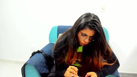 Snapshot of luna_dumont chatting on February 21, 2:27 pm luna online show from February 21, 2:27 pm