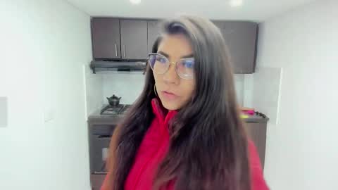 luna  online show from September 30, 11:10 am