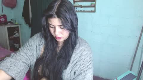 Snapshot of luna_india chatting on February 11, 11:44 pm luna_india online show from February 11, 11:44 pm