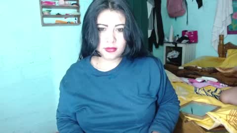 Snapshot of luna_india chatting on February 16, 9:37 am luna_india online show from February 16, 9:37 am
