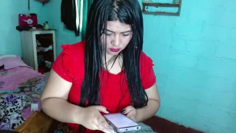 Snapshot of luna_india chatting on February 10, 8:42 pm luna_india online show from February 10, 8:42 pm