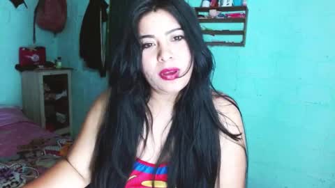 Snapshot of luna_india chatting on February 10, 11:45 pm luna_india online show from February 10, 11:45 pm
