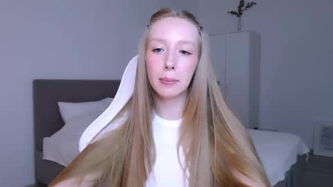 Luna online show from November 22, 8:40 pm