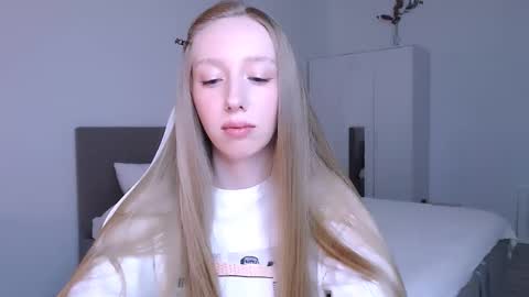 Luna online show from November 23, 8:51 pm