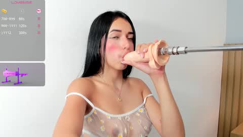 luna_kiss18 online show from February 20, 3:08 pm
