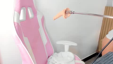 luna_kiss18 online show from March 2, 2:32 pm