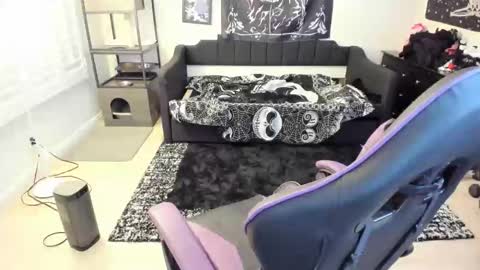 Luna online show from February 20, 11:51 pm