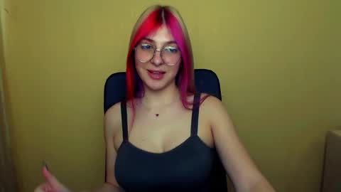 Snapshot of luna_lush_ chatting on February 28, 11:03 am Luna online show from February 28, 11:03 am