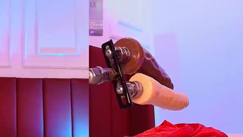     online show from September 25, 12:23 pm