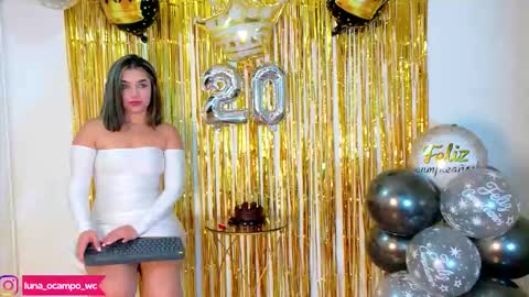   online show from November 11, 8:33 pm