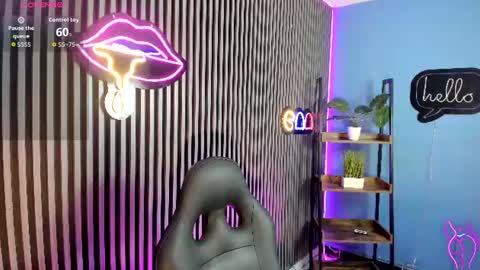 Luna Rosse  online show from June 11, 12:36 pm