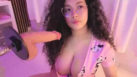 L U N A   Try my private  online show from September 10, 2:29 pm