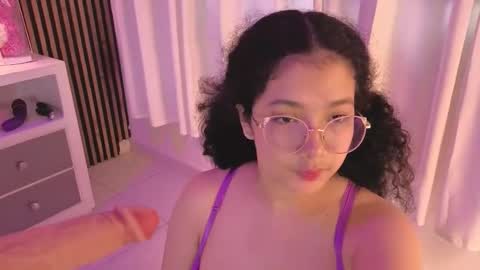 L U N A   Try my private  online show from September 11, 3:02 pm