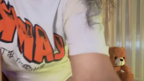 L U N A   Try my private  online show from September 23, 4:12 pm