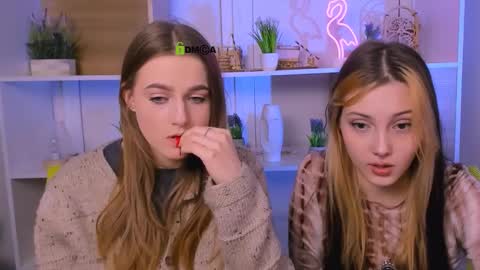 Luna online show from October 6, 7:10 pm