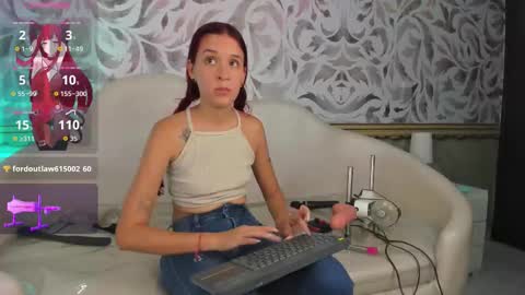 Snapshot of lunaa_lovegood chatting on September 11, 6:09 pm Luna online show from September 11, 6:09 pm