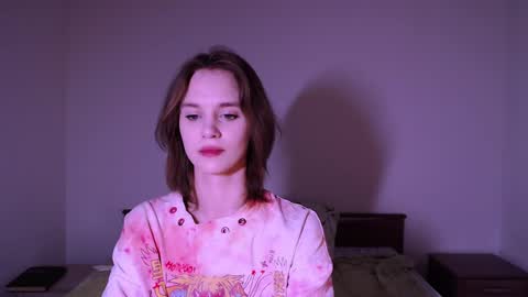 Snapshot of lunaaa_amour chatting on February 16, 1:25 am Luna online show from February 16, 1:25 am