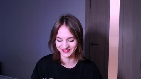Snapshot of lunaaa_amour chatting on February 28, 3:04 pm Luna online show from February 28, 3:04 pm