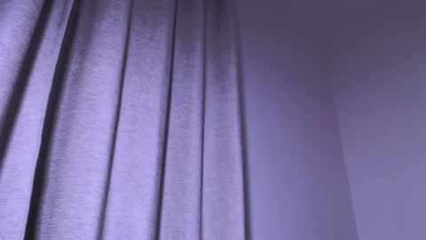 Snapshot of lunaaa_amour chatting on January 21, 4:32 am Luna online show from January 21, 4:32 am