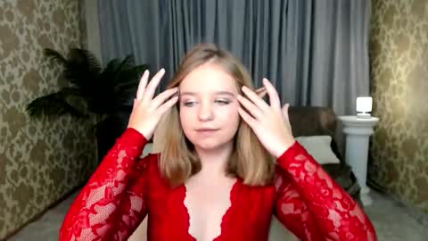 Snapshot of lunacosplaya chatting on October 29, 8:31 pm lunacosplaya online show from October 29, 8:31 pm