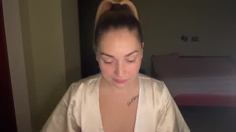 Lana online show from November 9, 10:34 pm